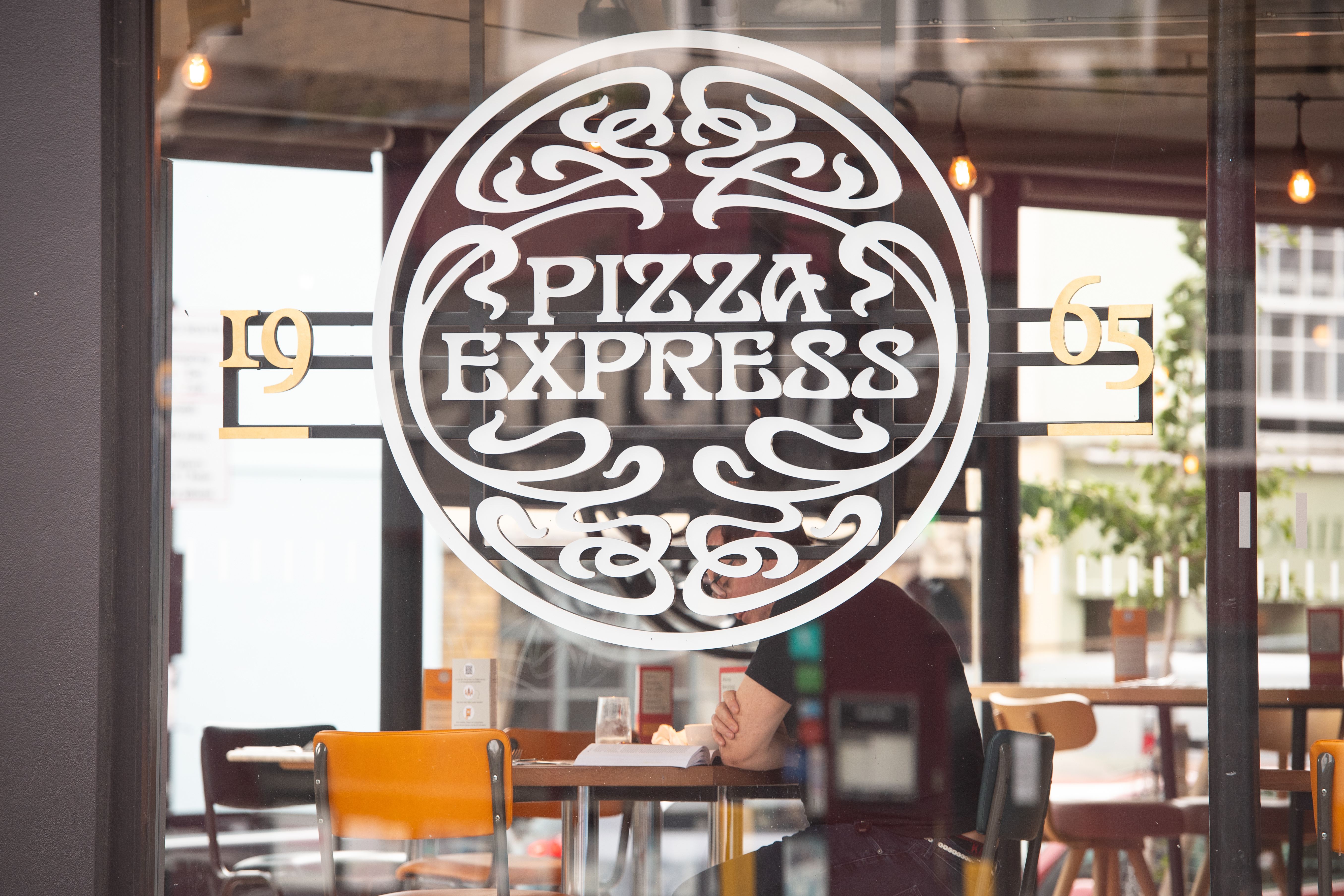 Pizza Express to shut 73 restaurants