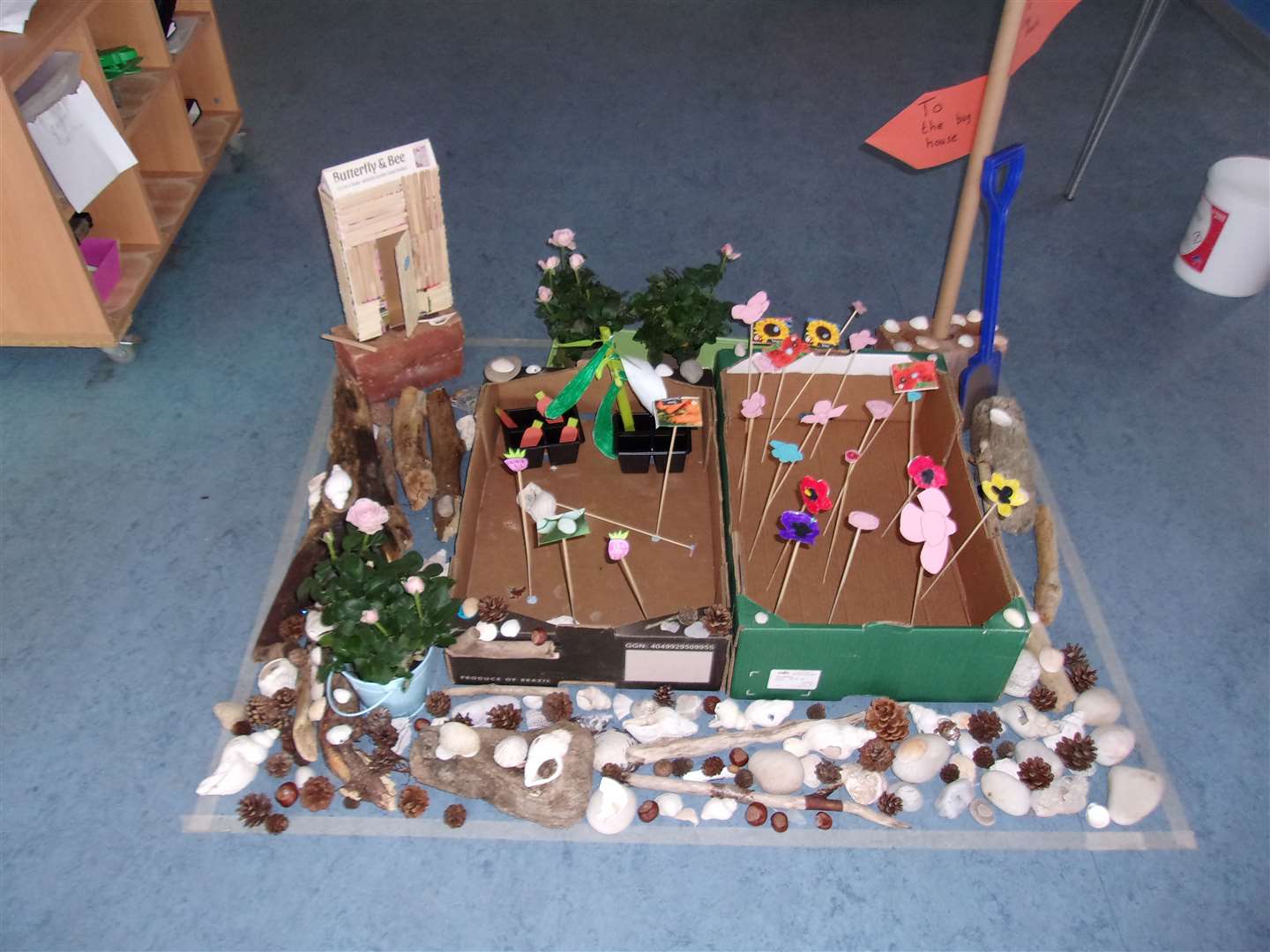 Children as young as three at Junior World Nairn helped create this entry.