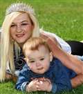 Police probe death of model's toddler son