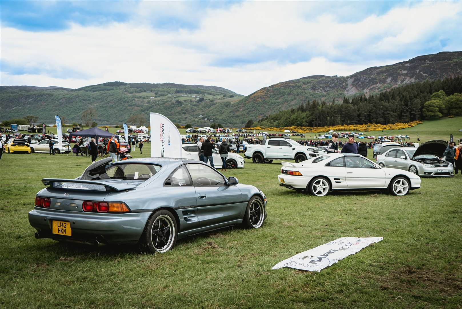 Scenes from the Inverness Car Show.