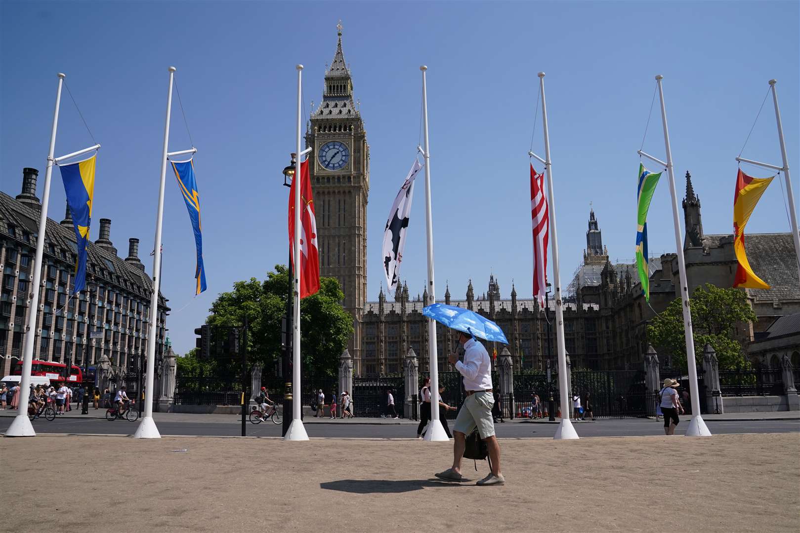 The centre of London was quiet as people sought to find shade (Stefan Rousseau/PA)