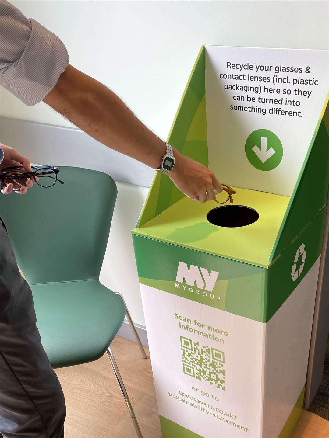 Glasses and contact lenses can now be recycled in the Nairn Specsavers store.