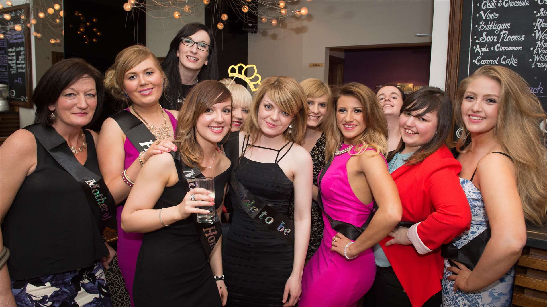 CitySeen 18APR2015..Hen night in BarOne for Kirsty Spackman with her hens (front centre)...Picture: Callum Mackay. Image No. 028386.