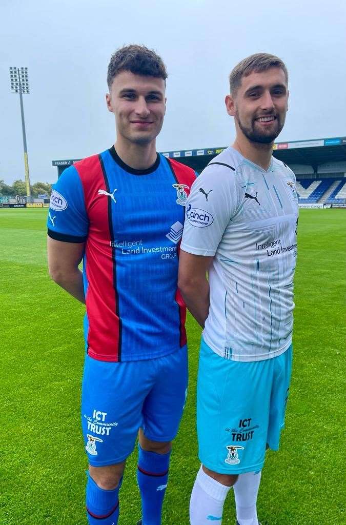Max Ram and Robbie Deas with the logo on the shorts.