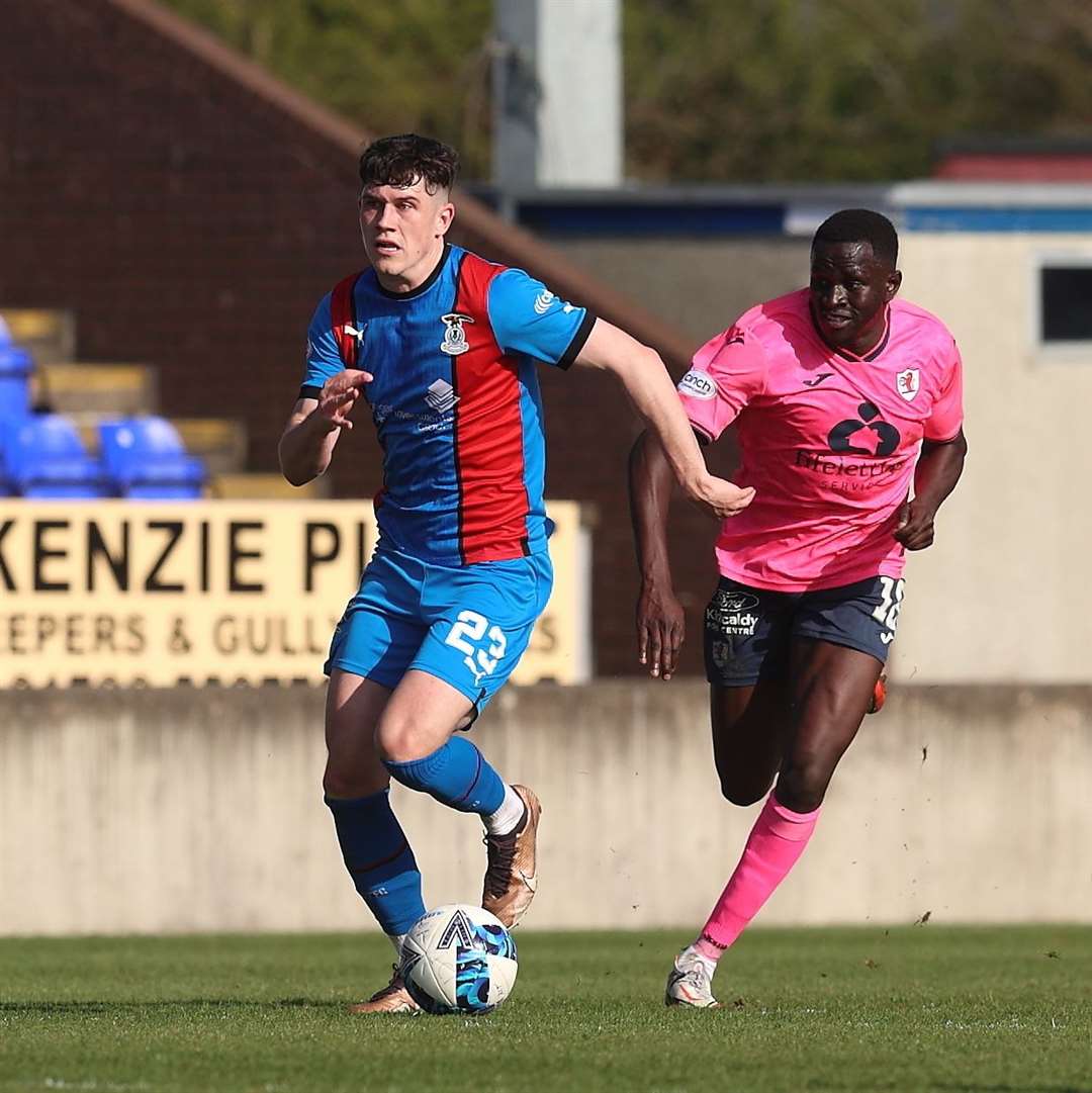 Zak Delaney made 40 appearances last season – but has found minuted harder to come by in 2023/24. Picture: Ken Macpherson