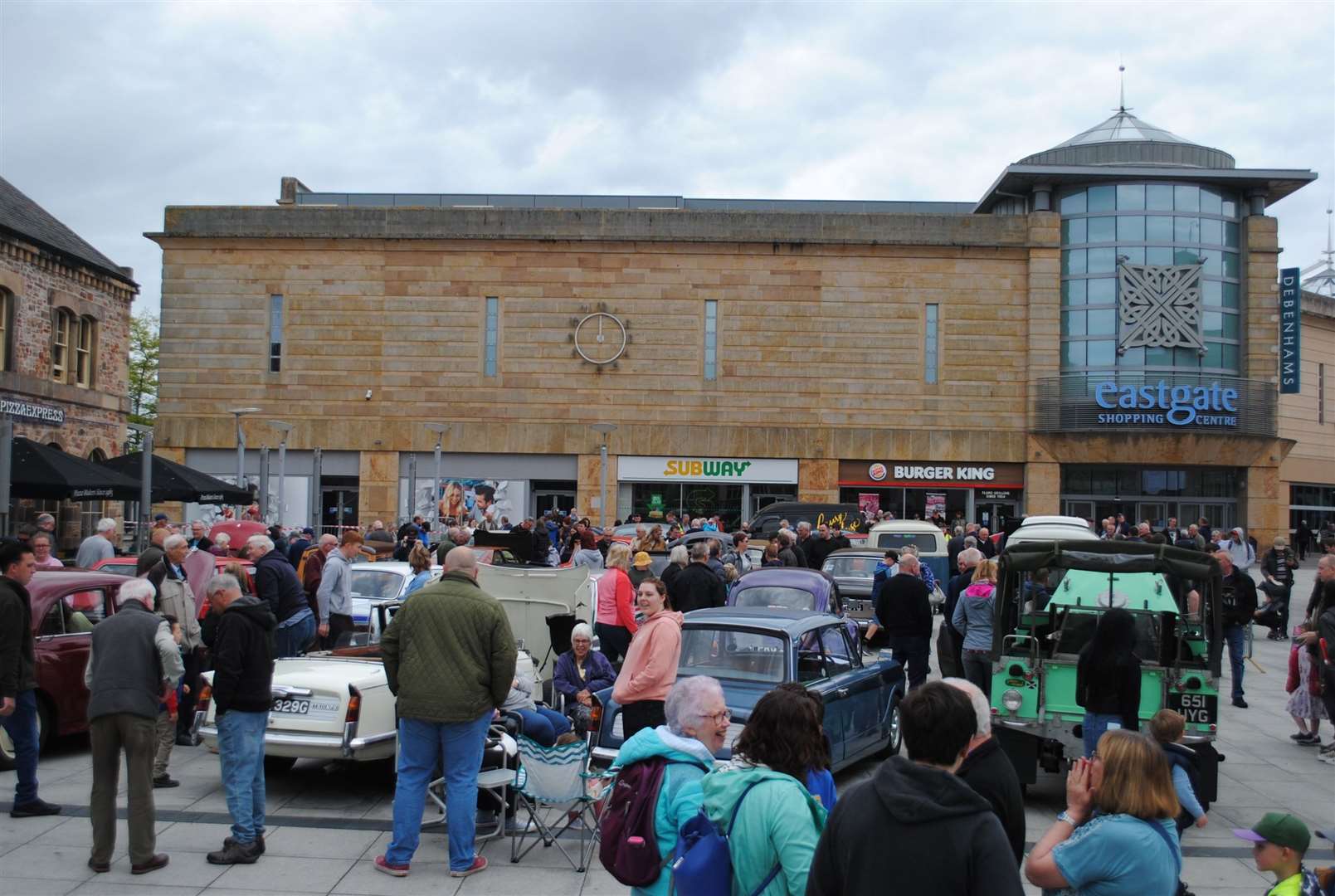 The Classic Vehicle Show drew many spectators. Picture: Tyler Mcneill
