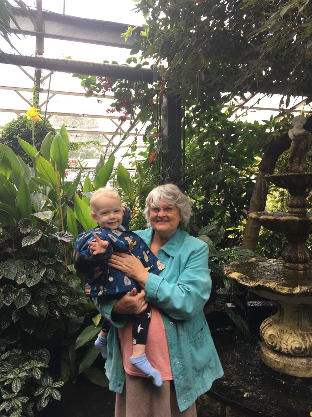 Theo with his great granny Hillary Johnstone before she passed away in 2021