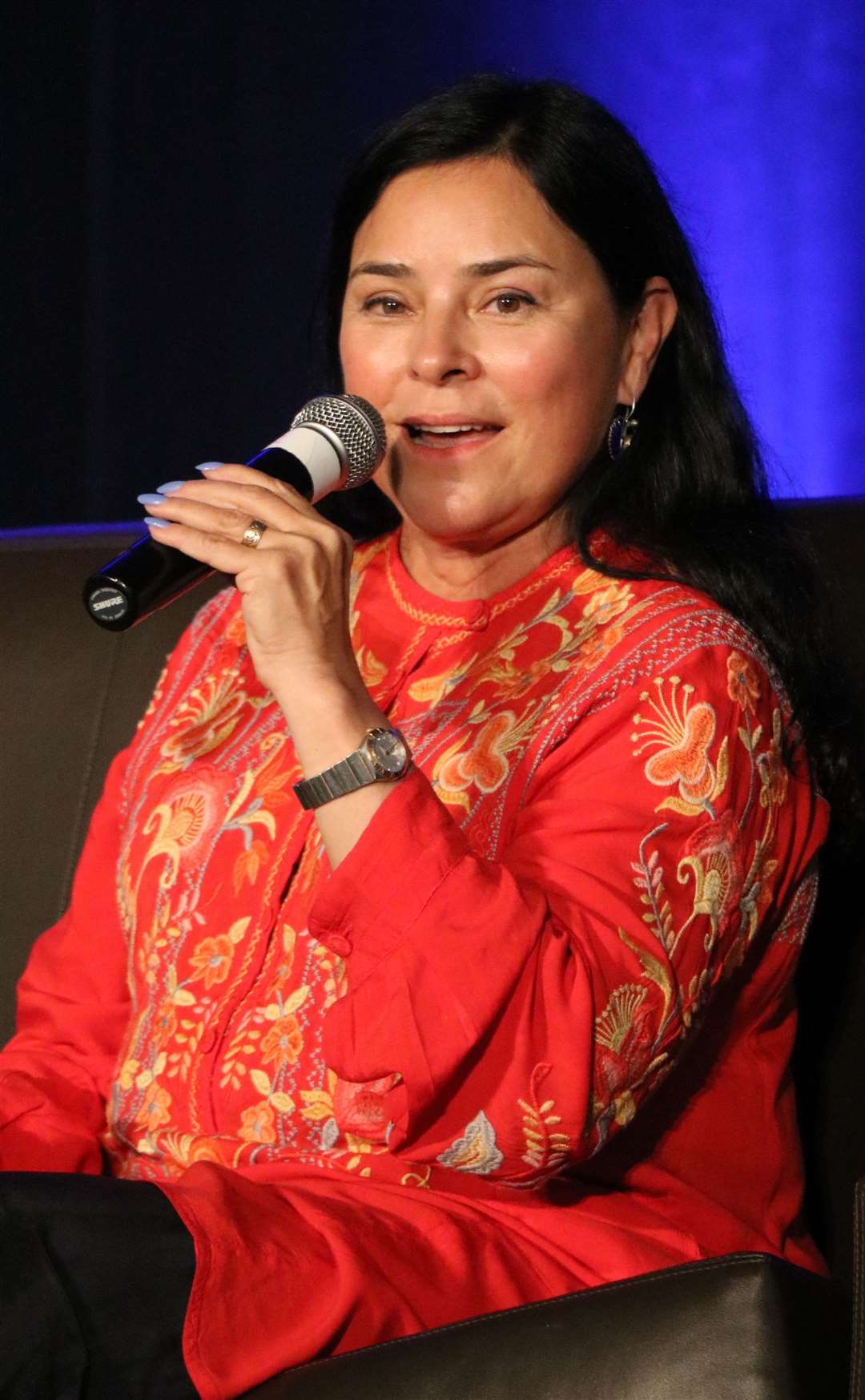 Outlander authur Diana Gabaldon who is heading for Inverness.
