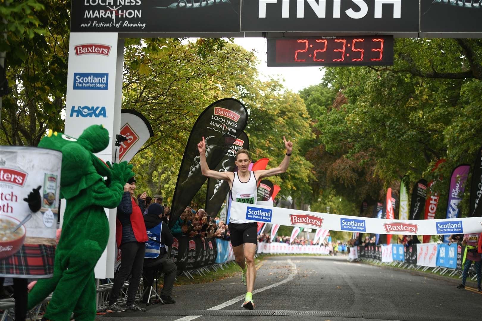 Dougie Selman crossing the finish line. Picture: James Mackenzie.