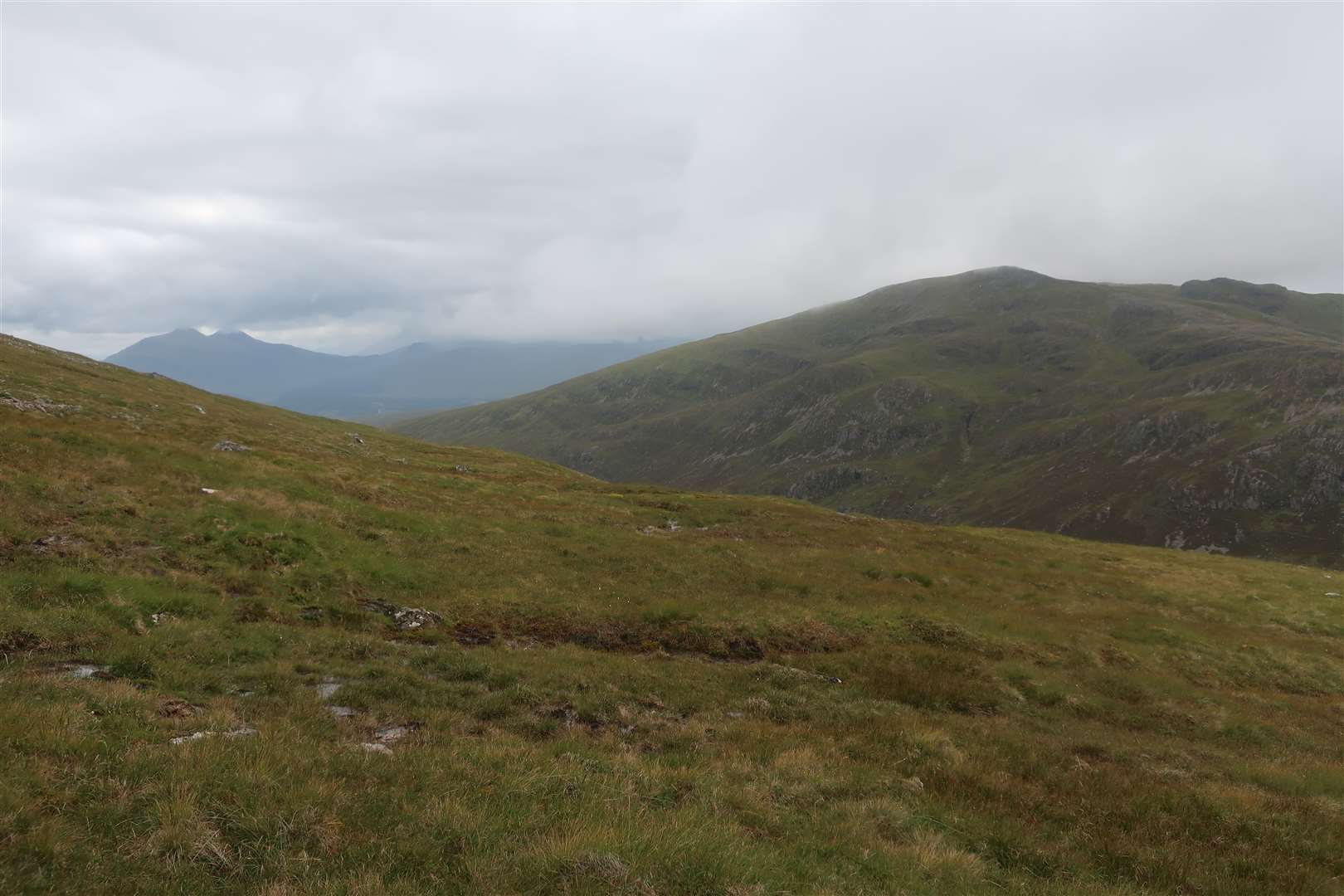 Beinn Teallach from the descent towards the Tom Mor bealach.