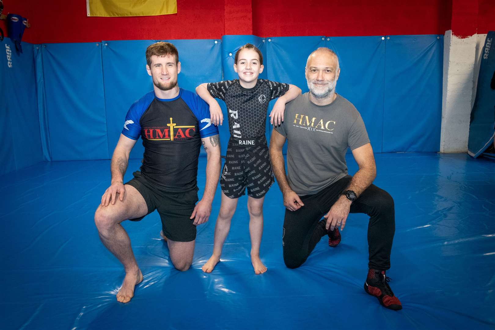 Niamh Ross (centre), with HMAC Inverness coaches Ross Houston and Phil Haworth. Picture: Callum Mackay