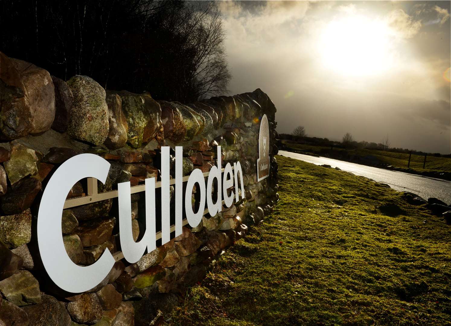 Developers and protesters have clashed over proposals for a holiday development at Culloden.
