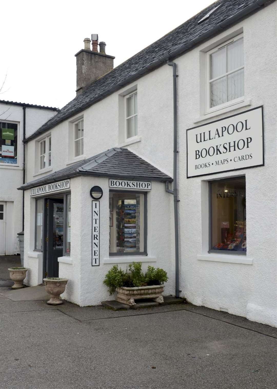 Bookshop. Ullapool west coast Rosshire ..Picture: Alasdair Allen. Image No. 021135.