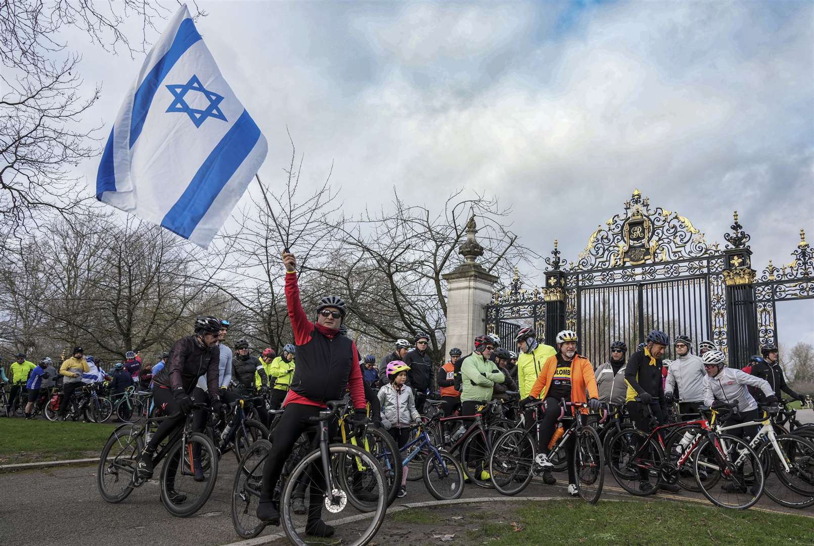 Cyclists in Regent’s Park after they cycled through central London calling for the release of Israeli hostages (Jeff Moore/PA)