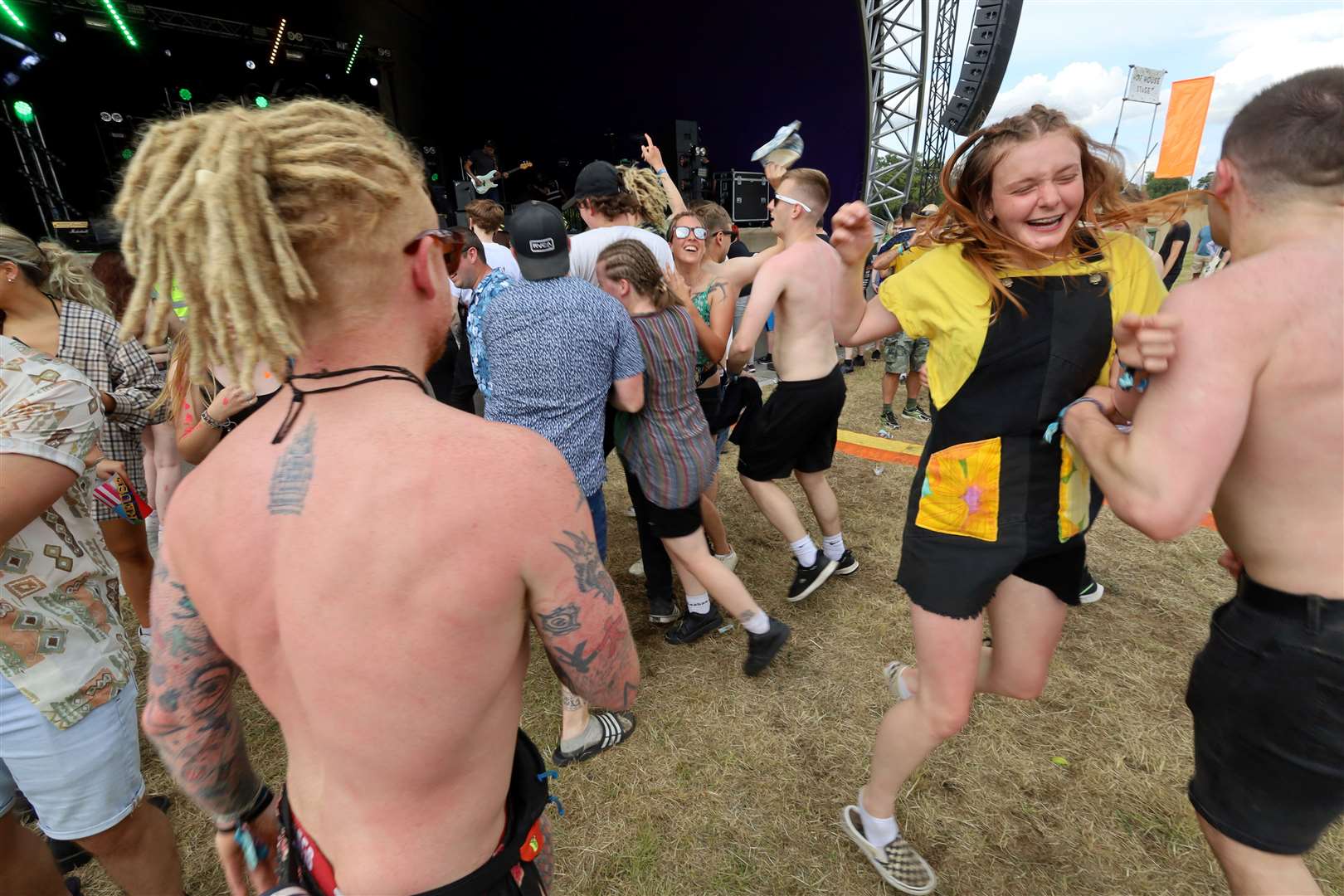 The crowds dancing to Forgetting the Future on stage. Picture: James Mackenzie.