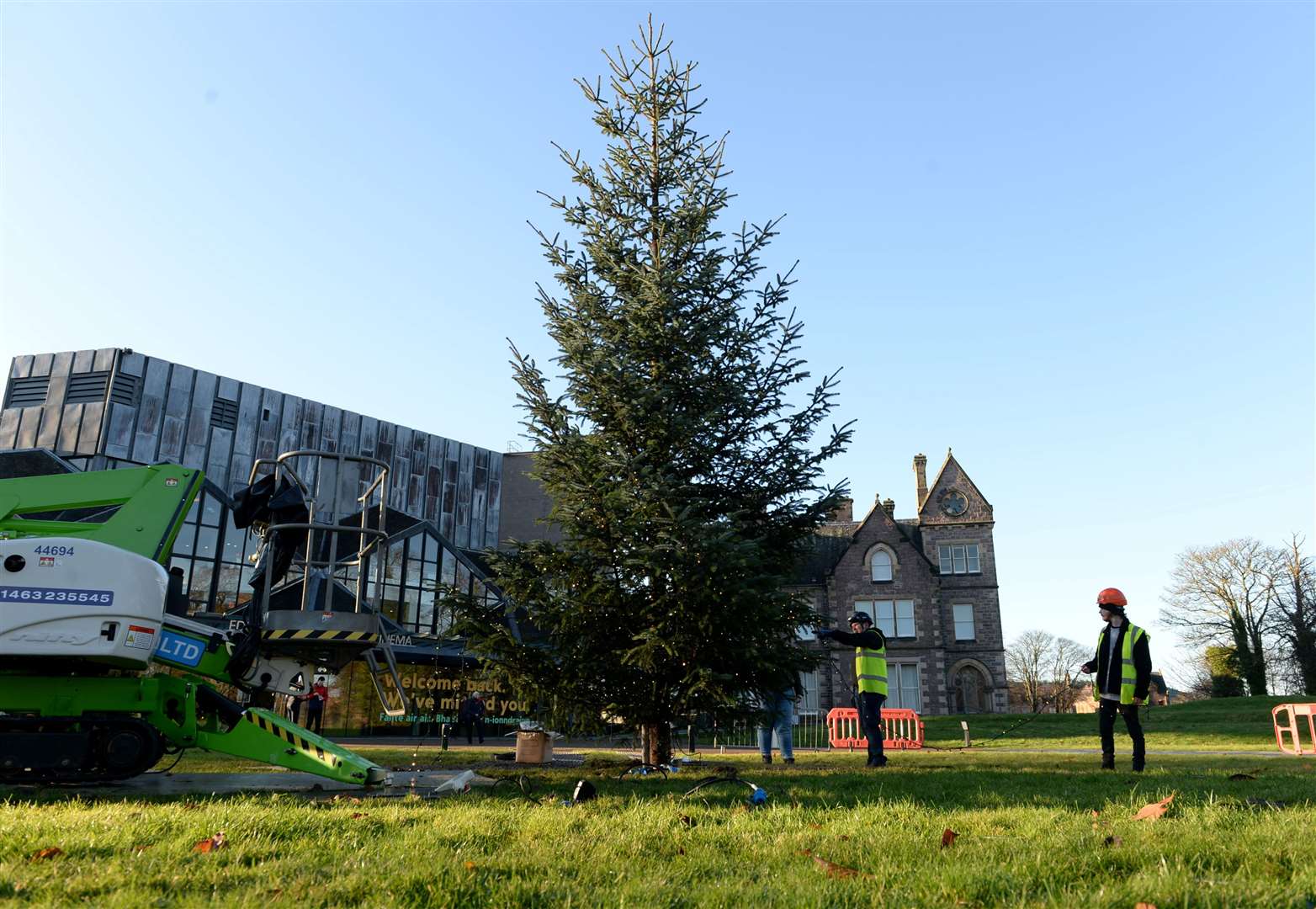 The Christmas tree arrives at Eden Court.
