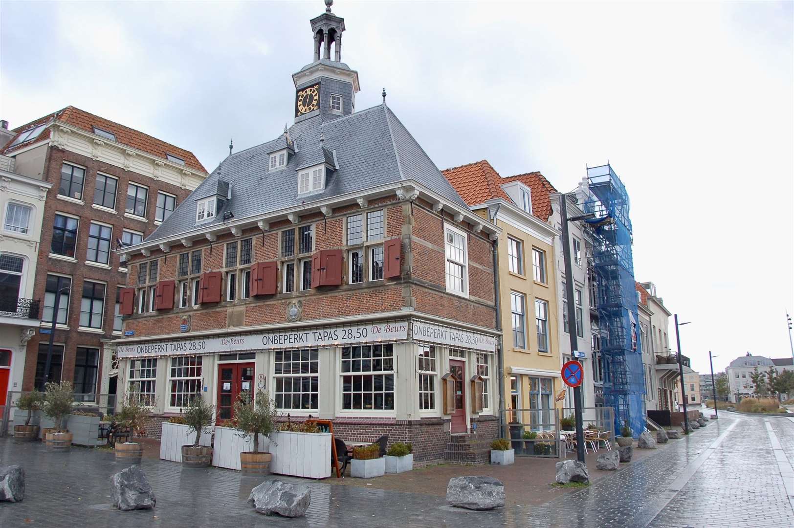 The old corn exchange, now a restaurant and the filled in dock at Vlissingen
