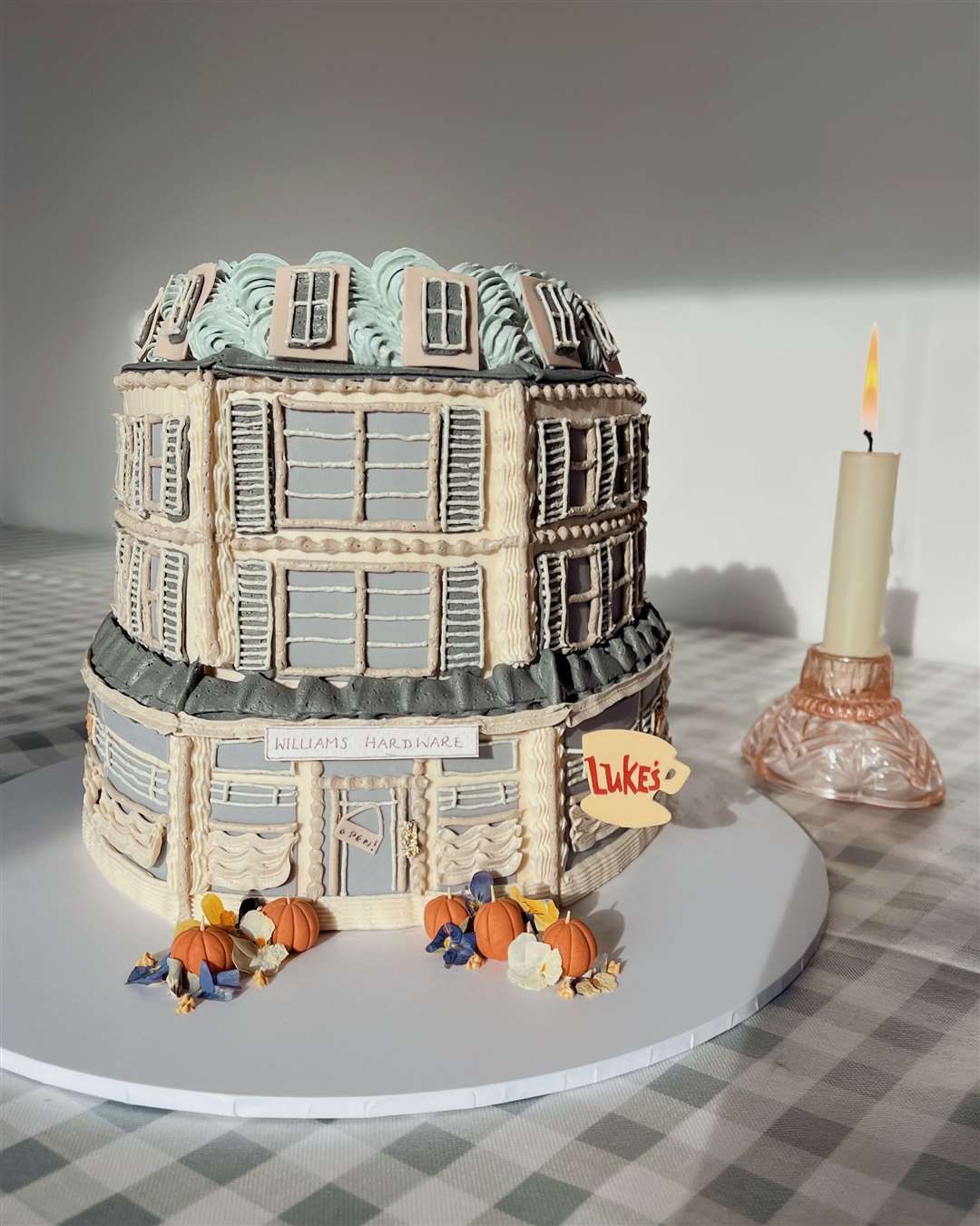 Bridie West has also made a cake which resembles Luke’s Diner from the TV show Gilmore Girls (Bridie West/PA)