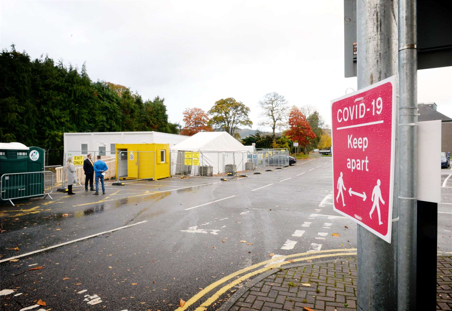 A new walk-in Covid-19 testing centre opened in the Highland Council car park.