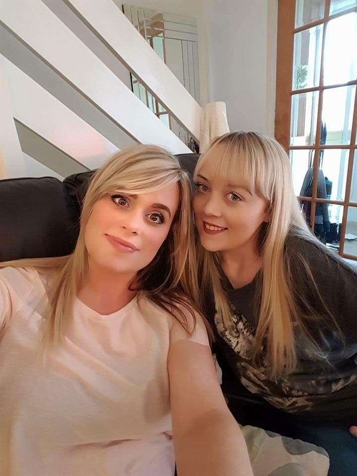 Emma Wilson with her cousin Jade Munro, who passed away in April 2019 after a lifelong struggle with cystic fibrosis.