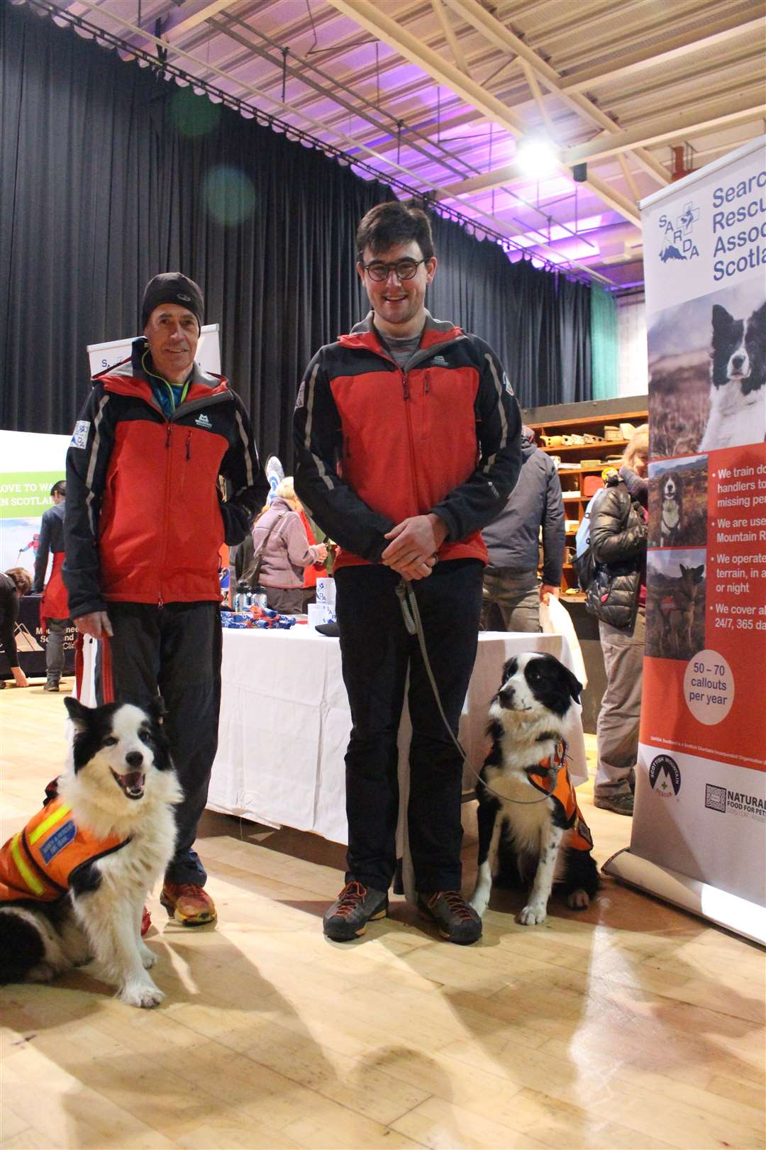 Steve Worsley with Raasay (left) and Jamie Maxwell with Dan, from the Search and Rescue Dogs Association.