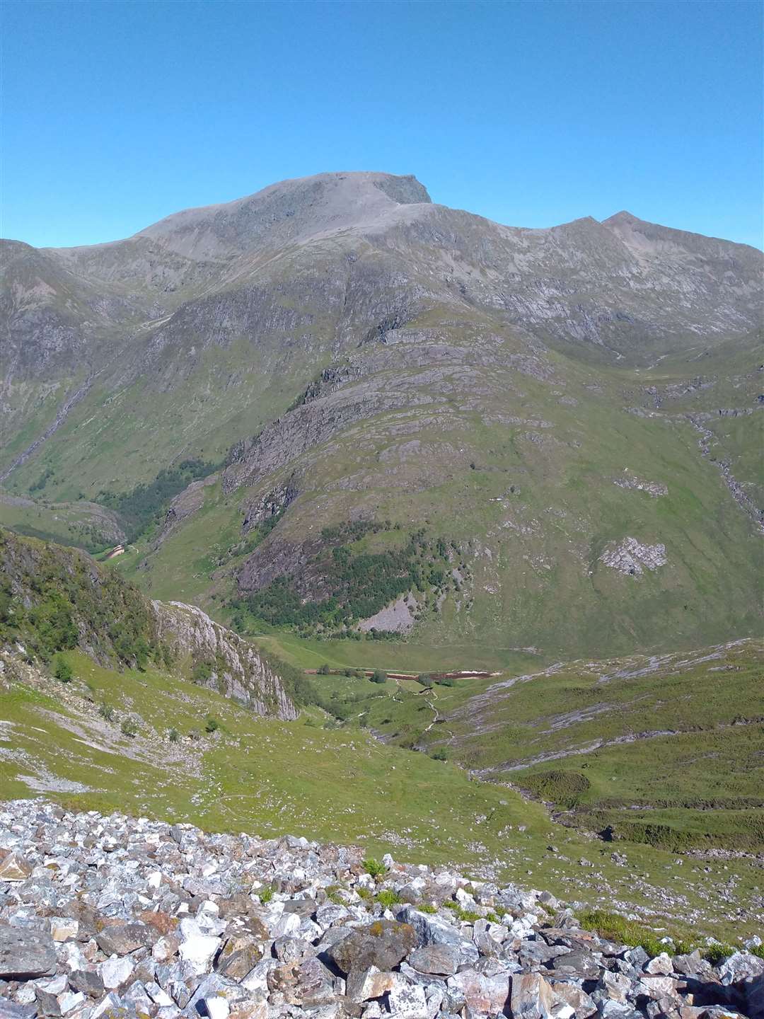 Looking back at Ben Nevis on the ascent of An Gearanach.