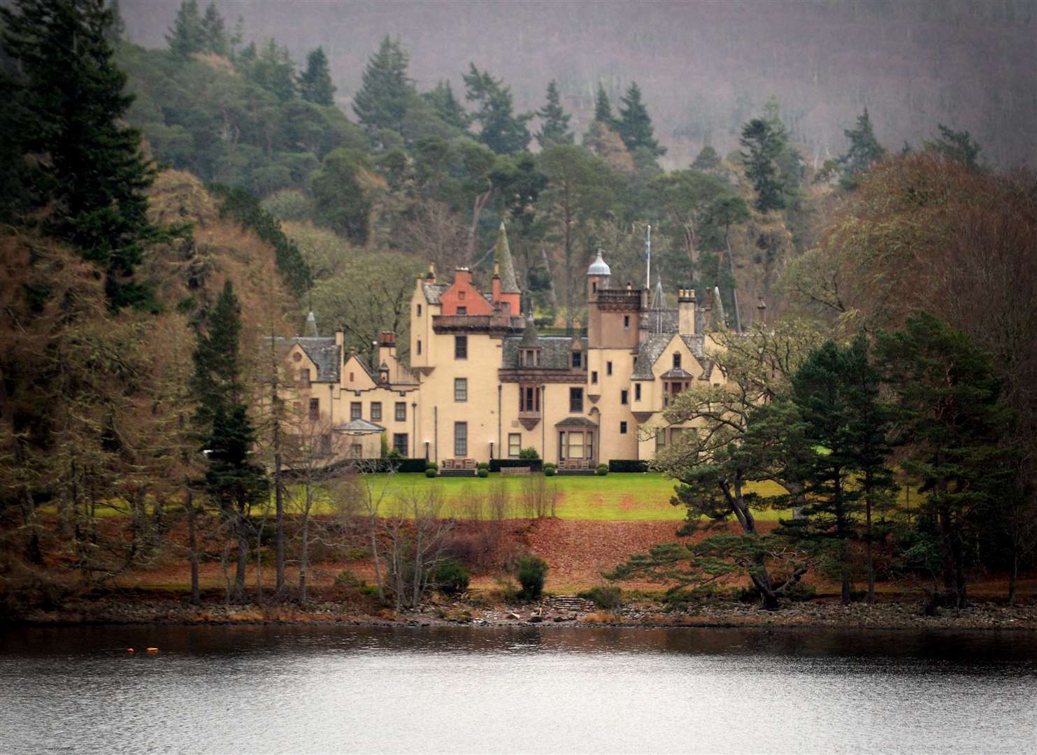 Aldourie Castle will be available to guests willing to pay up to £60,000 a week.