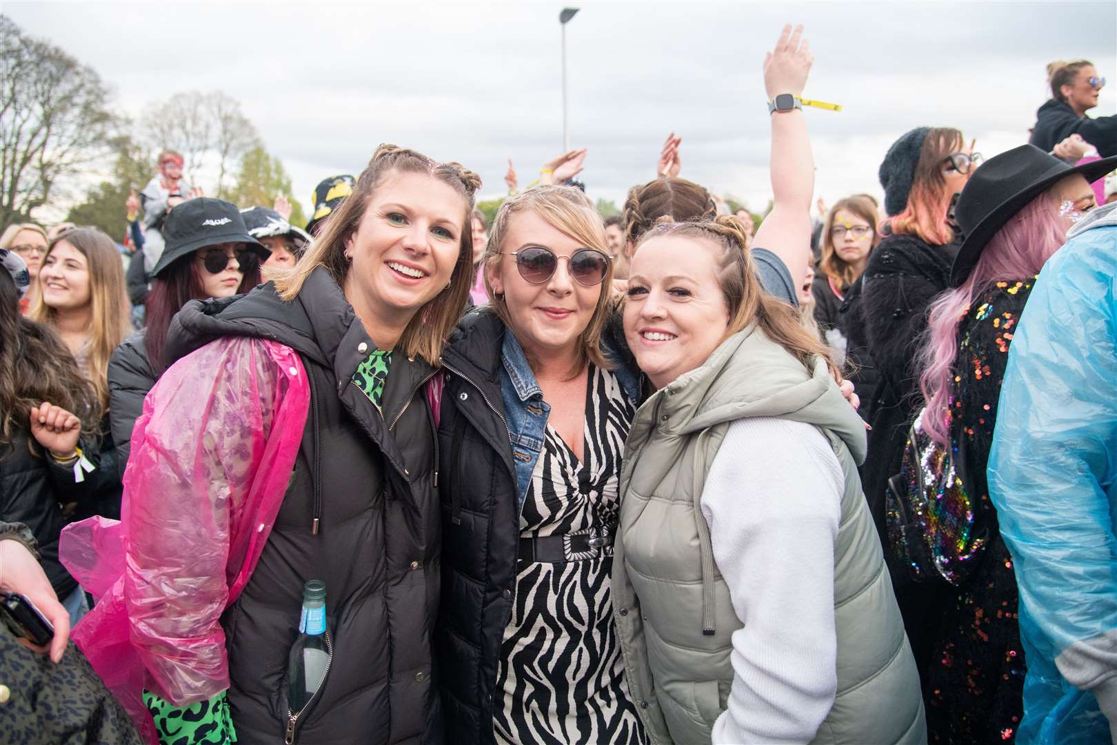 Sarah Anderson (centre) enjoys Alice Deejay with friends.