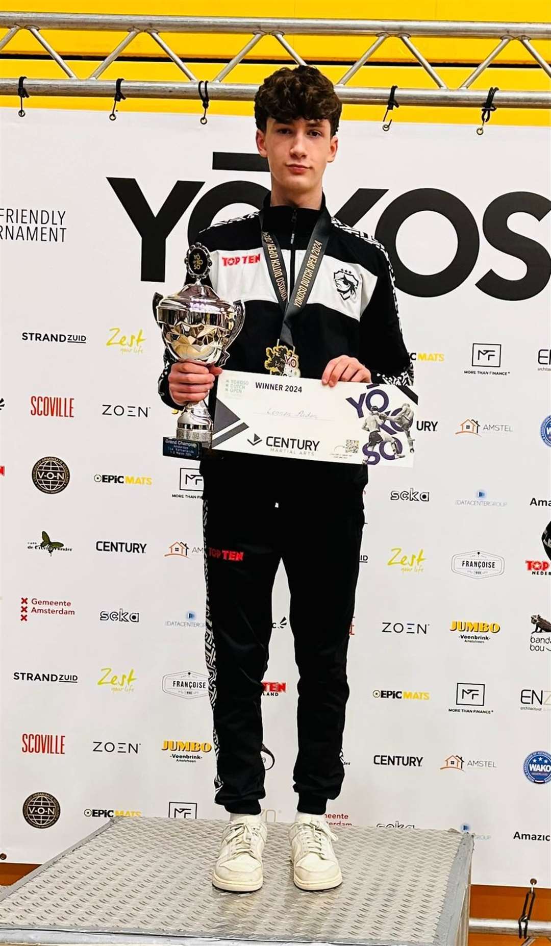 Aidan Lennan won three titles at the Yokoso Open in Amsterdam.