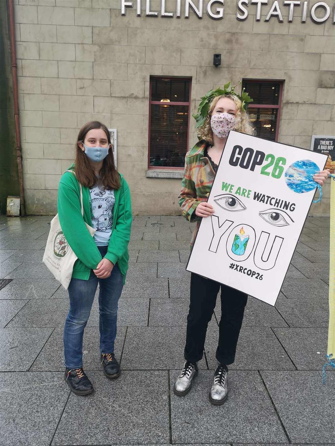 Lily Bloom (15) and May Armstrong (17) want the government to take action over global warming.