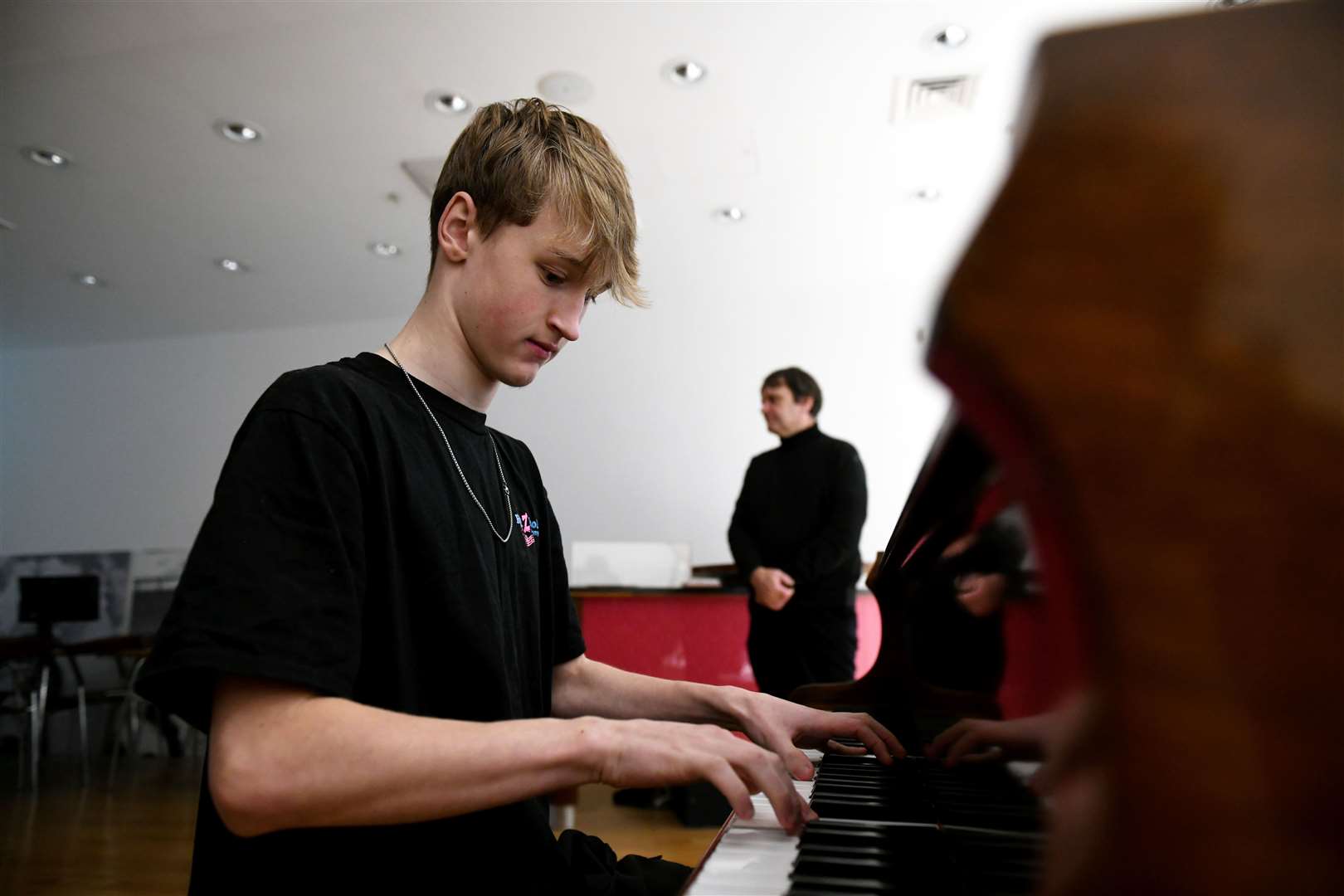 Aaron Hewat plays the piano. Picture: James Mackenzie.