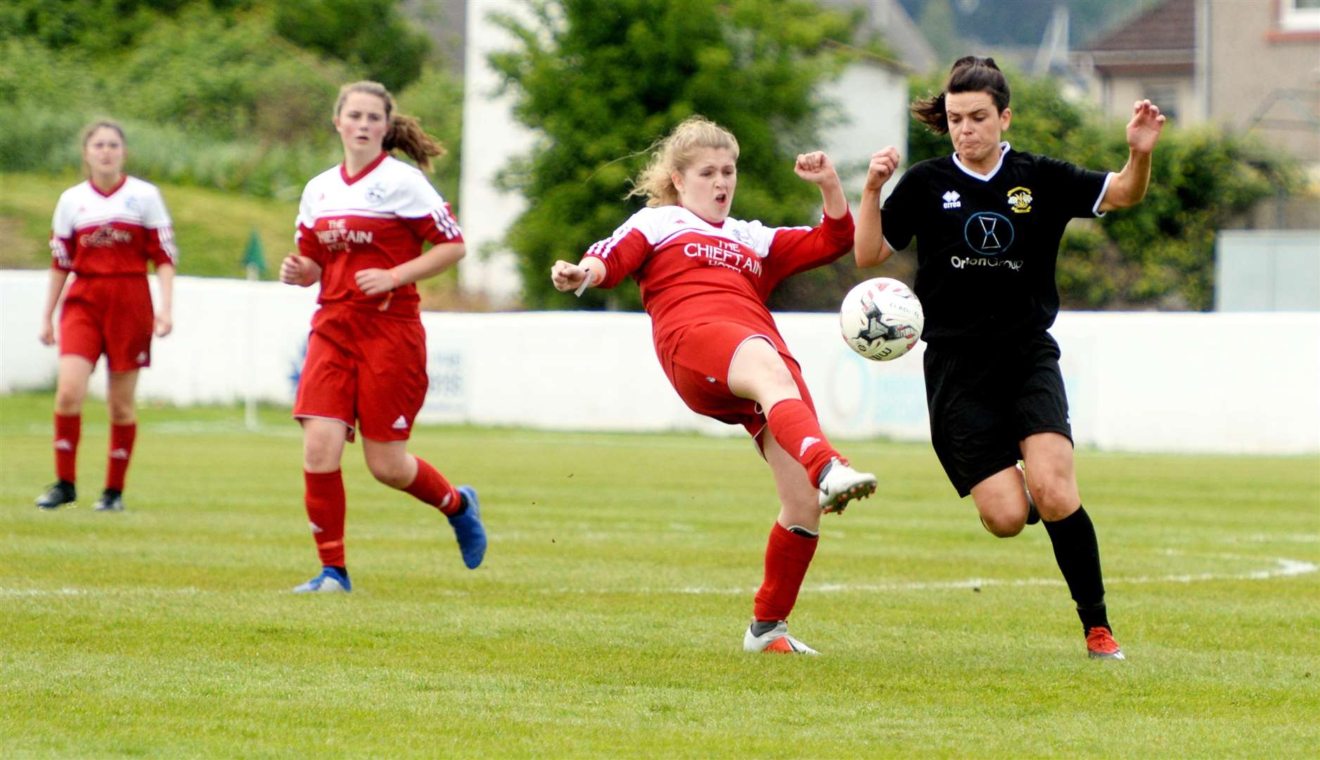 Clachnacuddin Women overcame ICT Development last weekend to keep in touch with league leaders Lewis and Harris. Picture: Gair Fraser. Image No.043942
