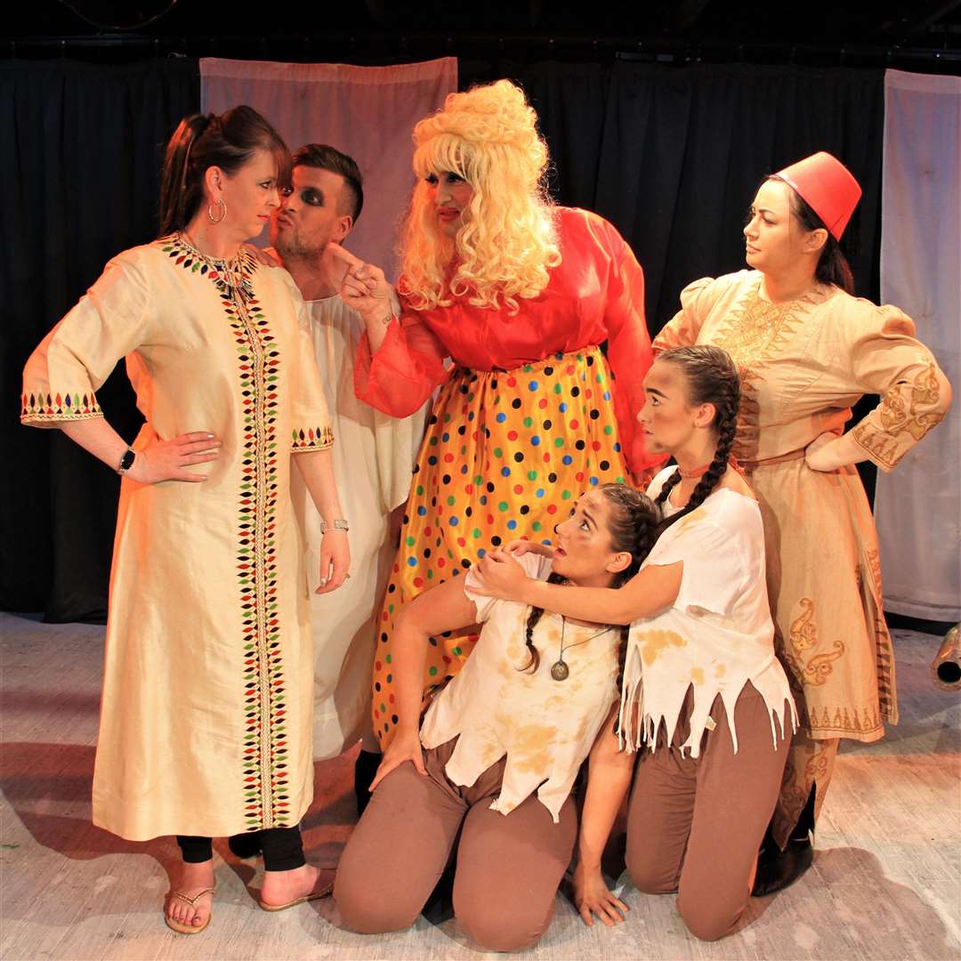 Florians Theatre bring Ali Baba and the 40 Thieves to life from Friday. Pictured standing (from left): Fiona McDonald as Sharon, Darren McMillan as Cassim, Jason Hasson as Mum Baba, Lisa Senior as Ali Baba. Seated: Heather Davidson as Huma (seated) and Kayleigh Macaskill as Safiya (seated).