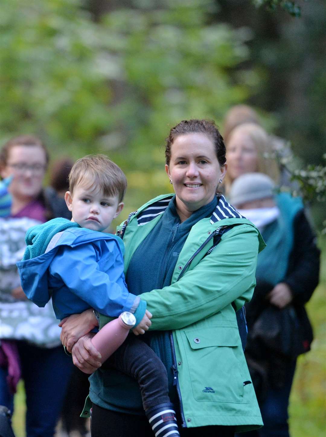 Parent & baby walking group organised by Laurna Hislop (Miss)...Katrina and Archie Mclaughlin...Picture: Callum Mackay..