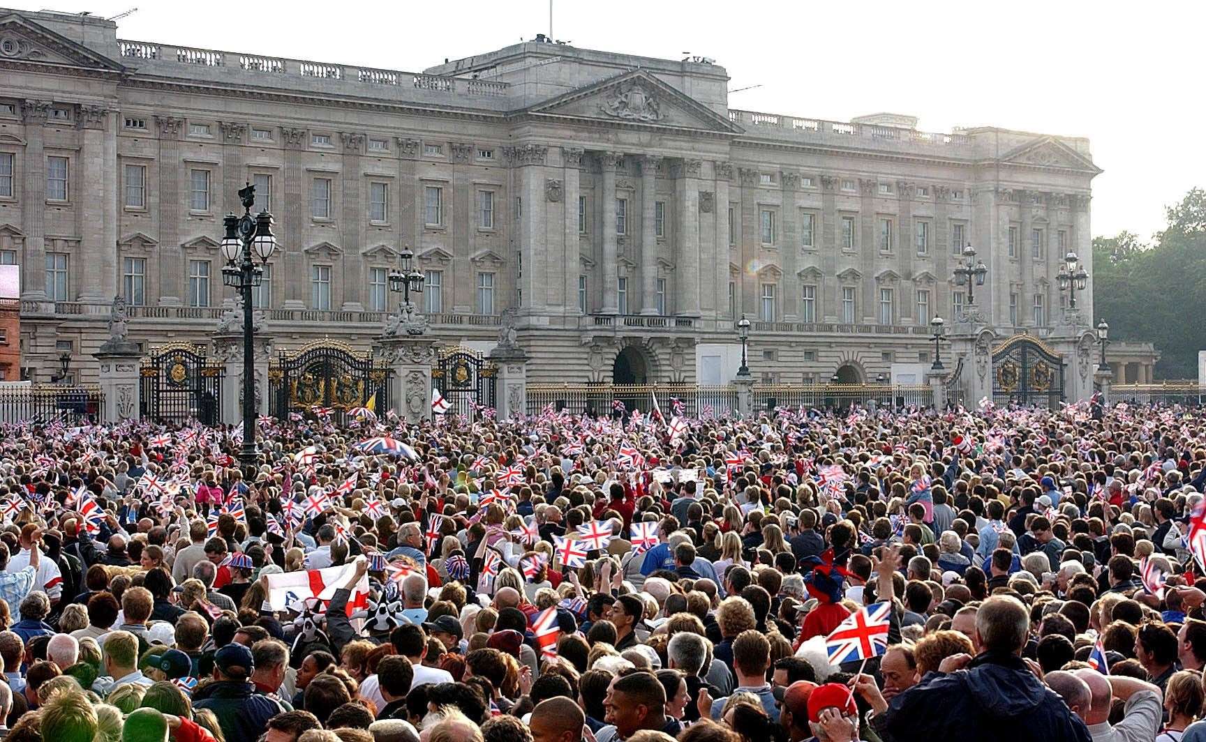 Crowds at the Golden Jubilee pop concert (John Giles/PA)