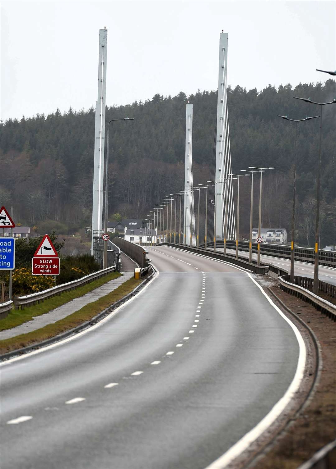 The Kessock Bridge will be subject to partial closures reducing each carriageway to a single lane.