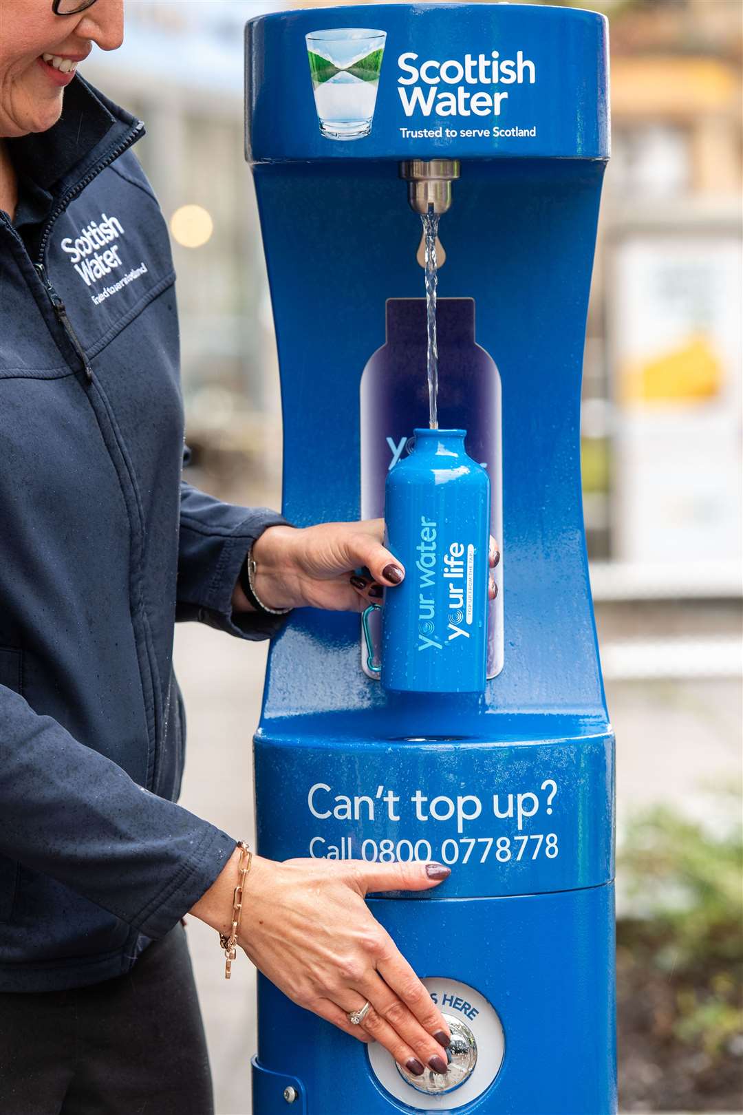 **Pics free to use** Pictured Scottish Water's newest Top up Tap installed in Stirling Scottish Water is celebrating a milestone of 40,000 litres of water being consumed from its Top Up Taps - the equivalent of 120,000 standard 330ml single-use plastic bottles. This month also marks one year since the first top up tap was installed outside the Scottish Parliament as part of an initiative to showcase the benefits of using refillable bottles and Scotland’s tap water.