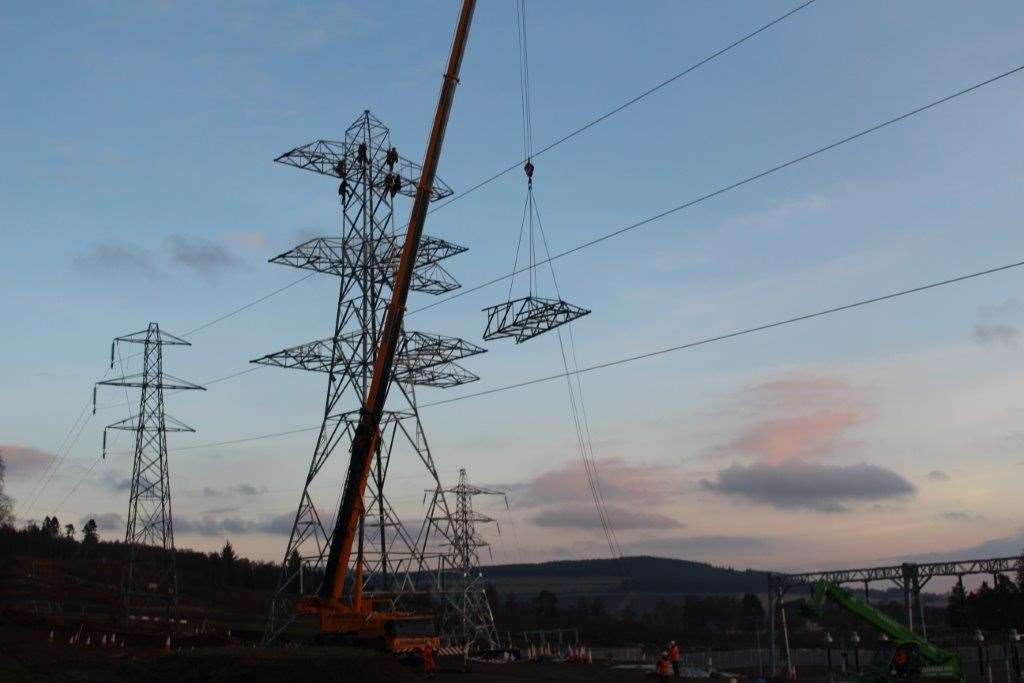 A Highland MP has called for a change to the way electricity prices are set.