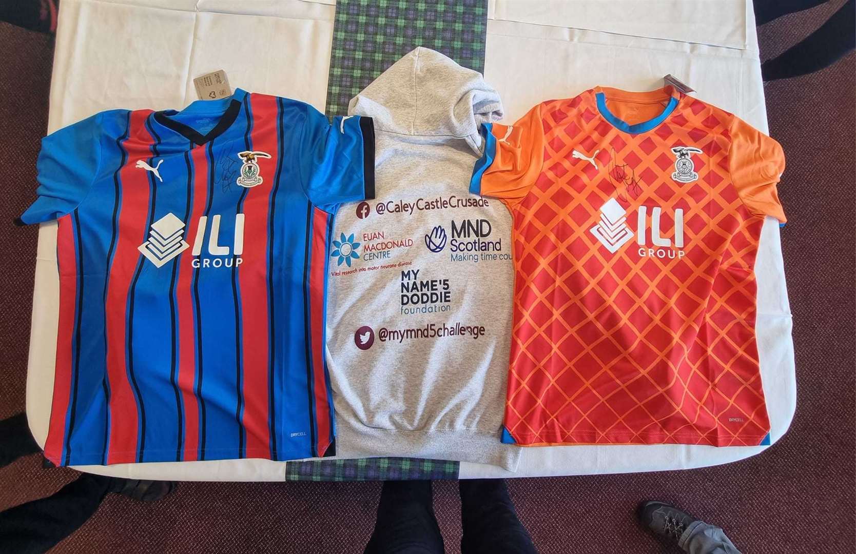 The legendary former Rangers, Everton and Scotland striker signed ICT shirts for the cause