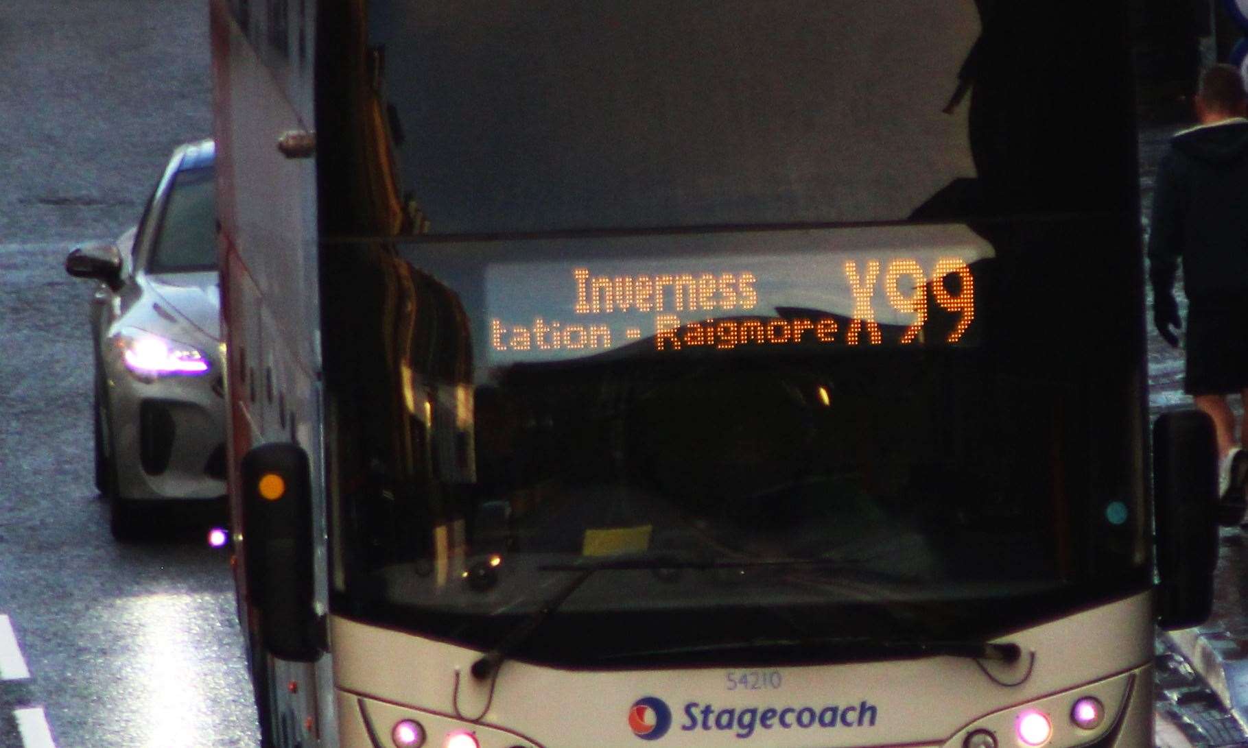 An X99 Stagecoach bus.