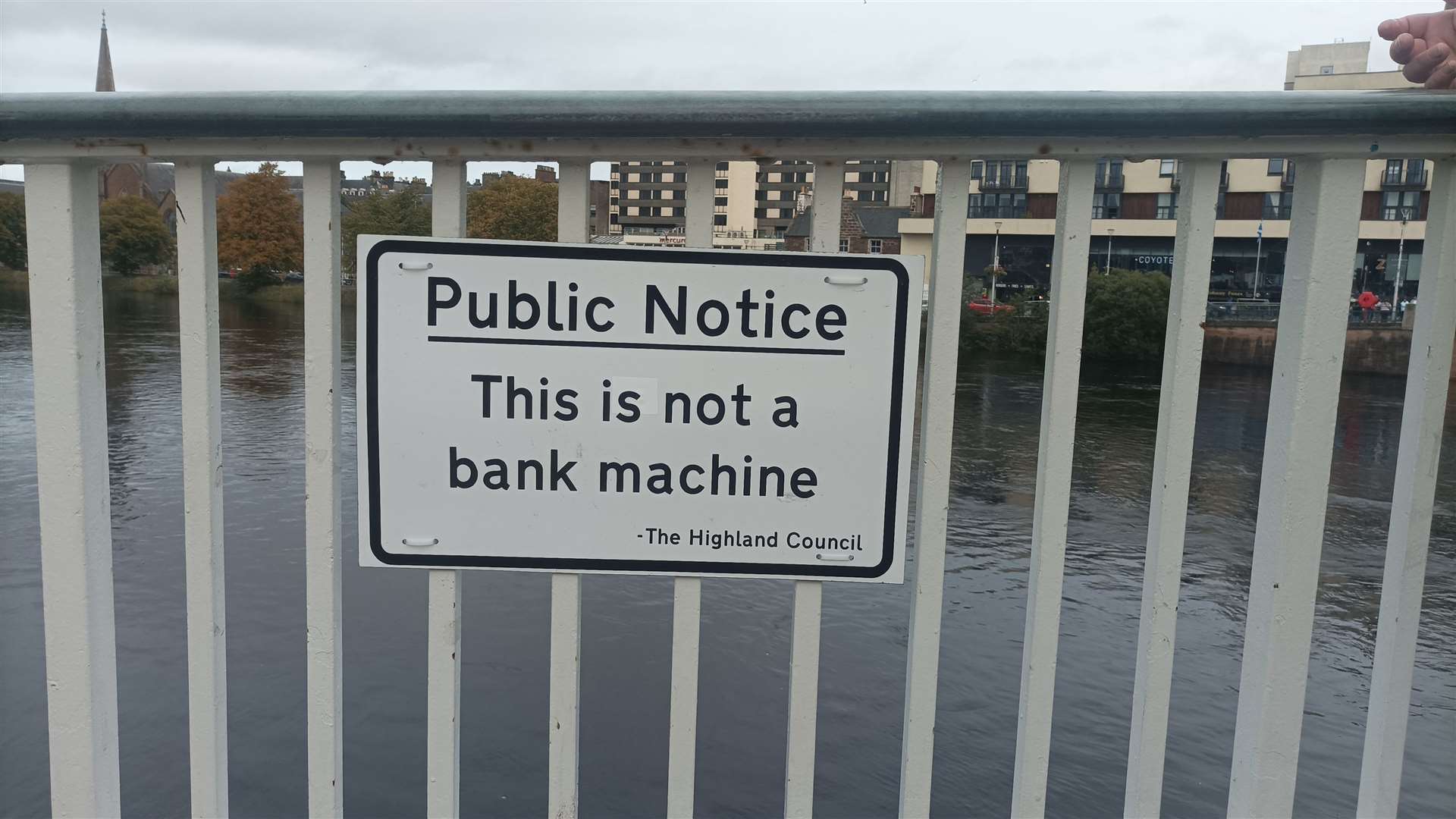 The sign has appeared on Ness Bridge.
