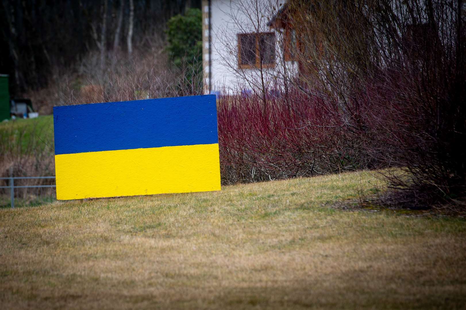 Ukrainian flag at Tore roundabout.