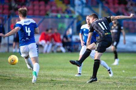 Tom Walsh followed up four goals in a pre-season friendly against Buckie Thistle with two more in the Betfred Cup at Cowdenbeath.