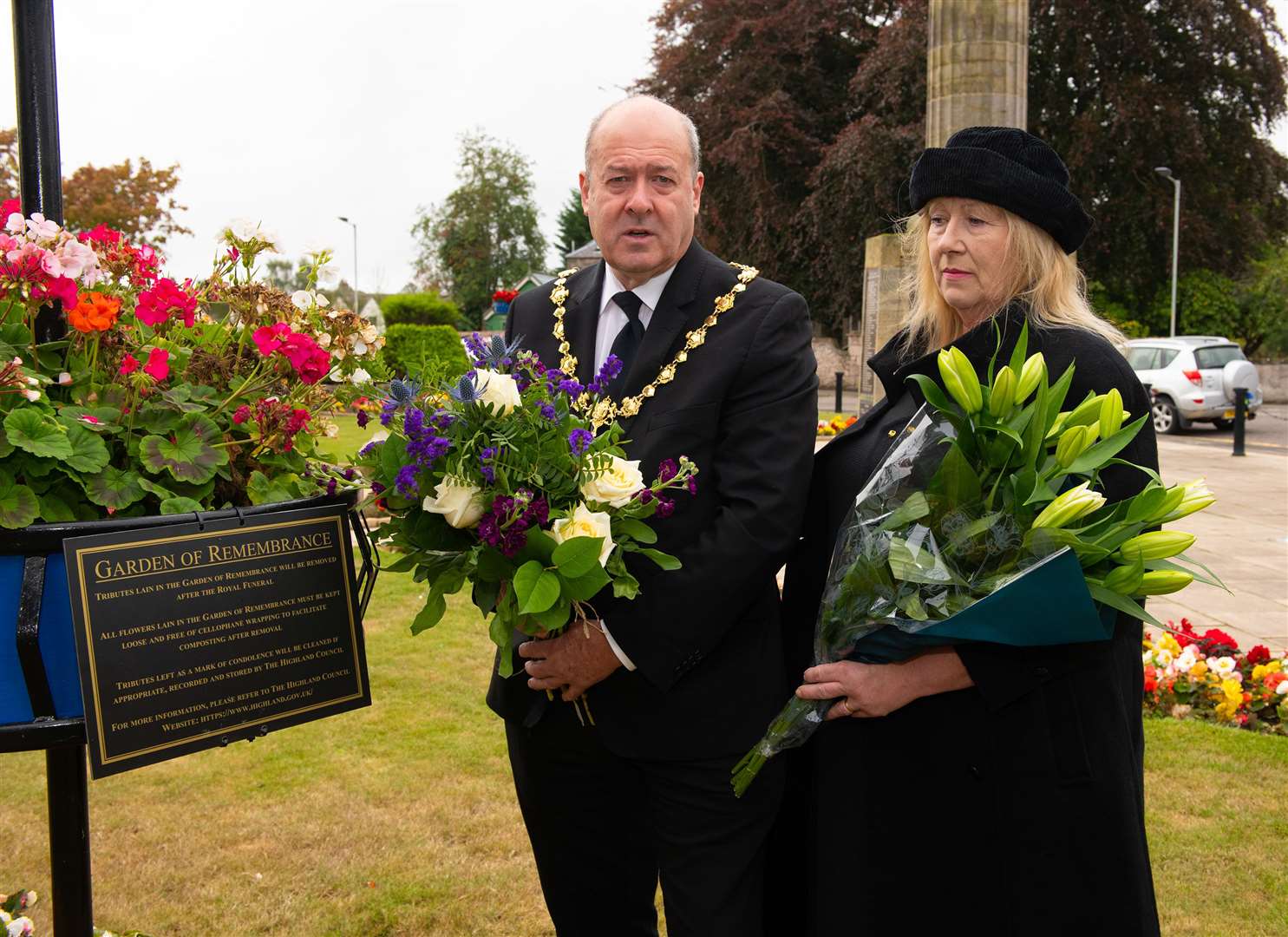 Provost Laurie Fraser and Councillor Barbara Jarvie are the Queen's Remembrance Garden at the War Memorial.