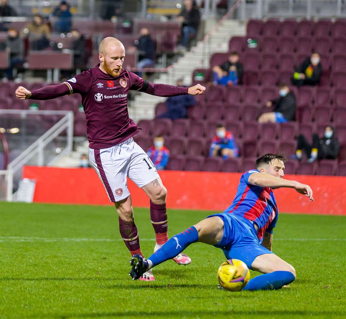 Picture - Ken Macpherson, Inverness. Hearts(2) v Inverness CT(1). 07.11.20. ICT’s Brad McKay blocks a shot from Hearts' Liam Boyce.