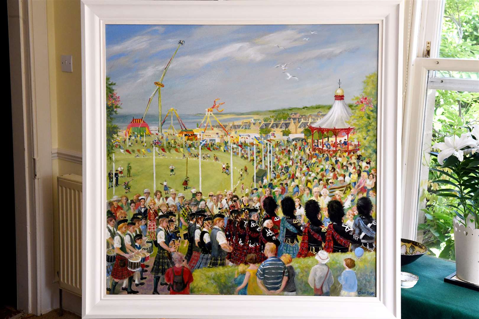 The magic of Nairn Highland Games has been captured in oils by artist Chloe Furze.