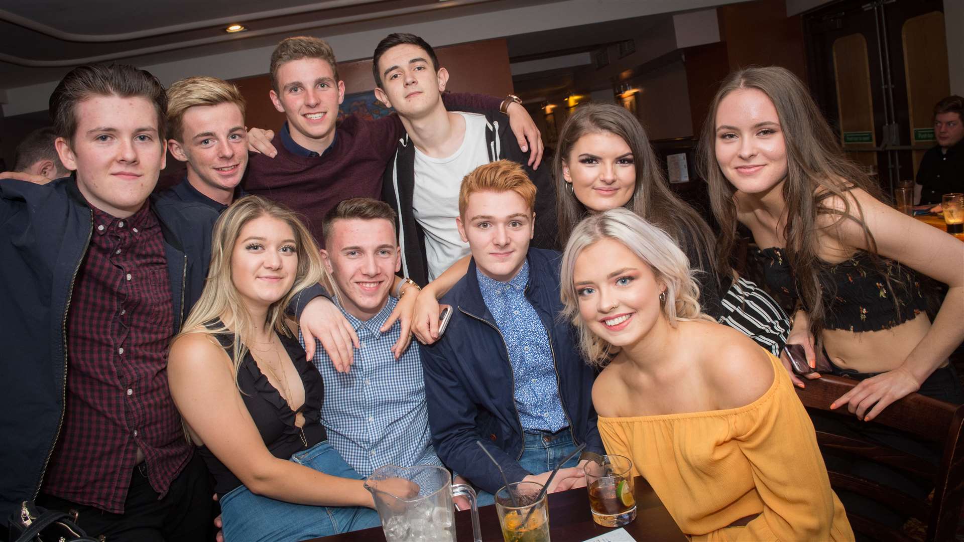 CitySeen 02SEP2017 ..Celebrating his 18th birthday with friends is Tommy Mclenaghan (back, third left)...Picture: Callum Mackay. Image No. 038786.