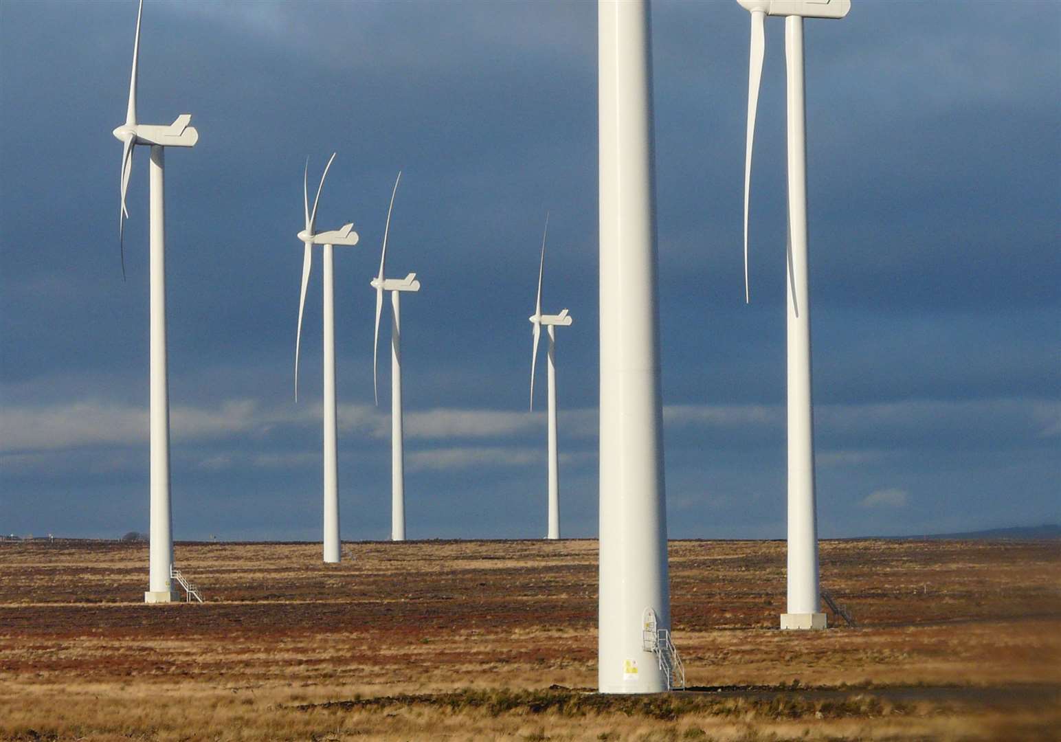 An effective ban on onshore wind came about by 'fear of voter backlash'.