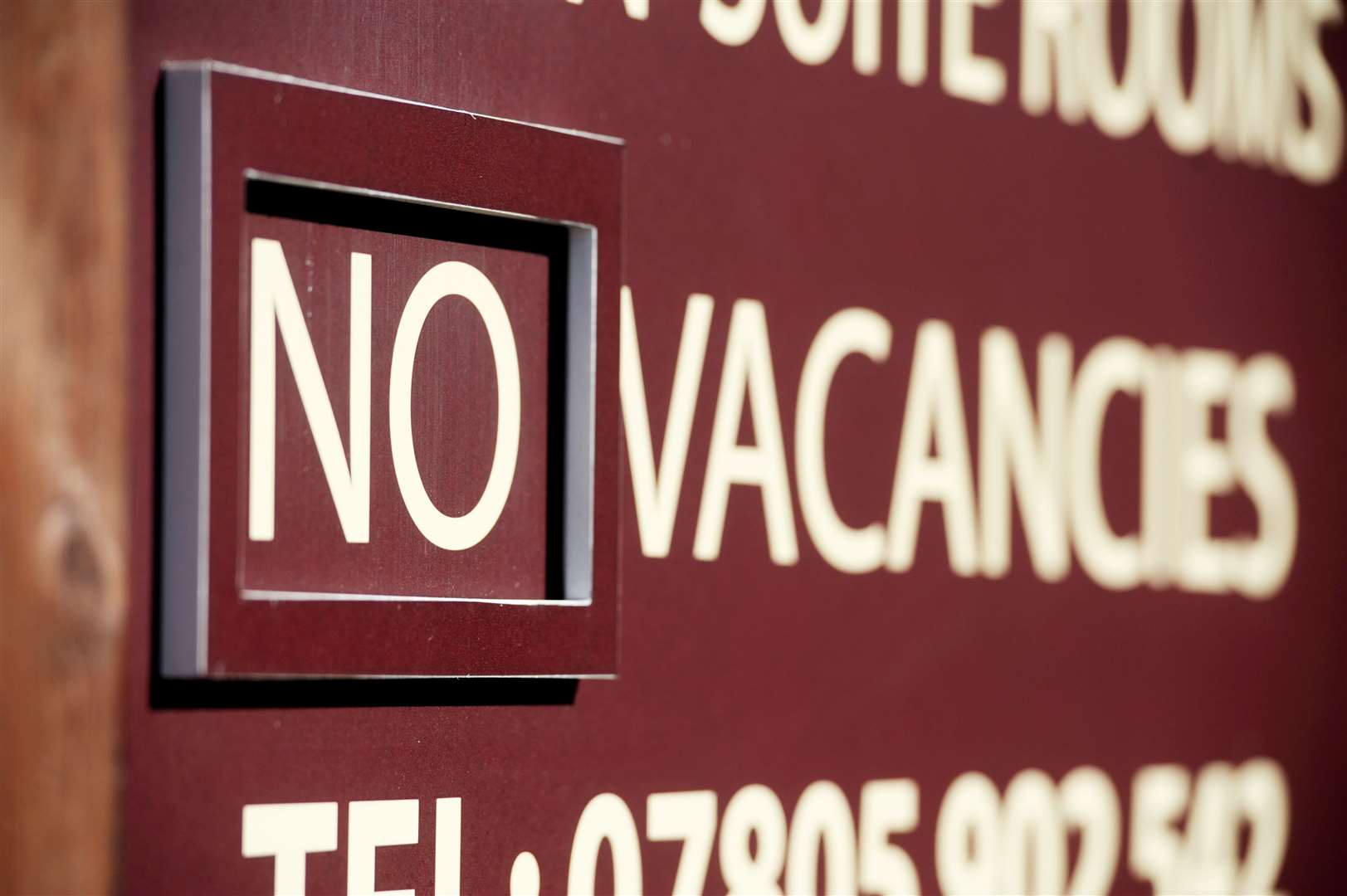 Seeing 'no vacancies' sigs will indicate the area's popularity.