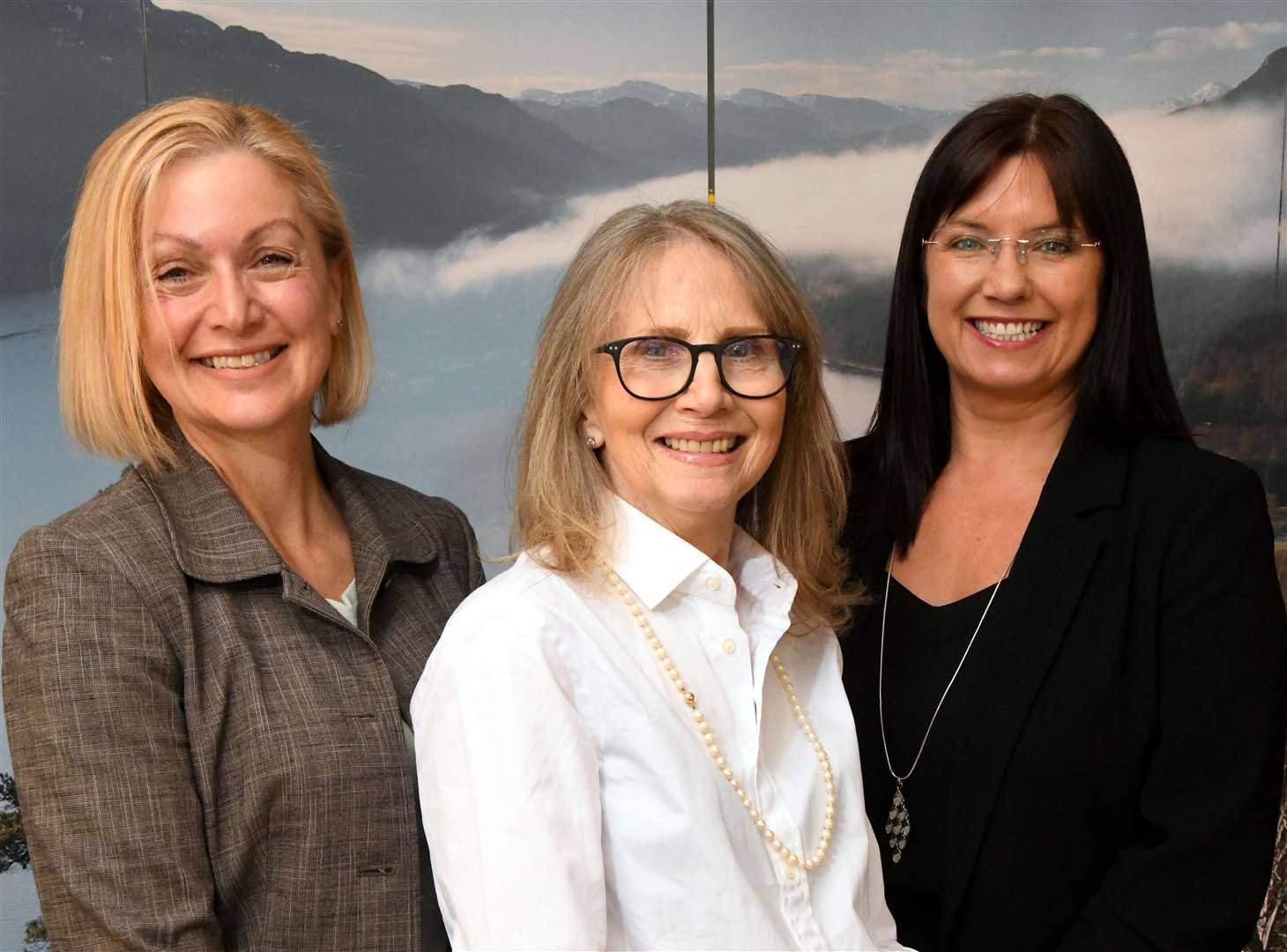 Provost Glynis Campbell-Sinclair (centre) with Deputy Provosts Jackie Hendry (left) and Morven Reid (right).